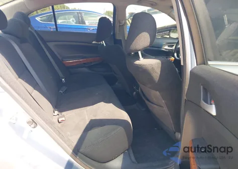 2011 Honda Accord 2.4 Ex from USA, damaged, VIN 1HGCP2F70BA056978